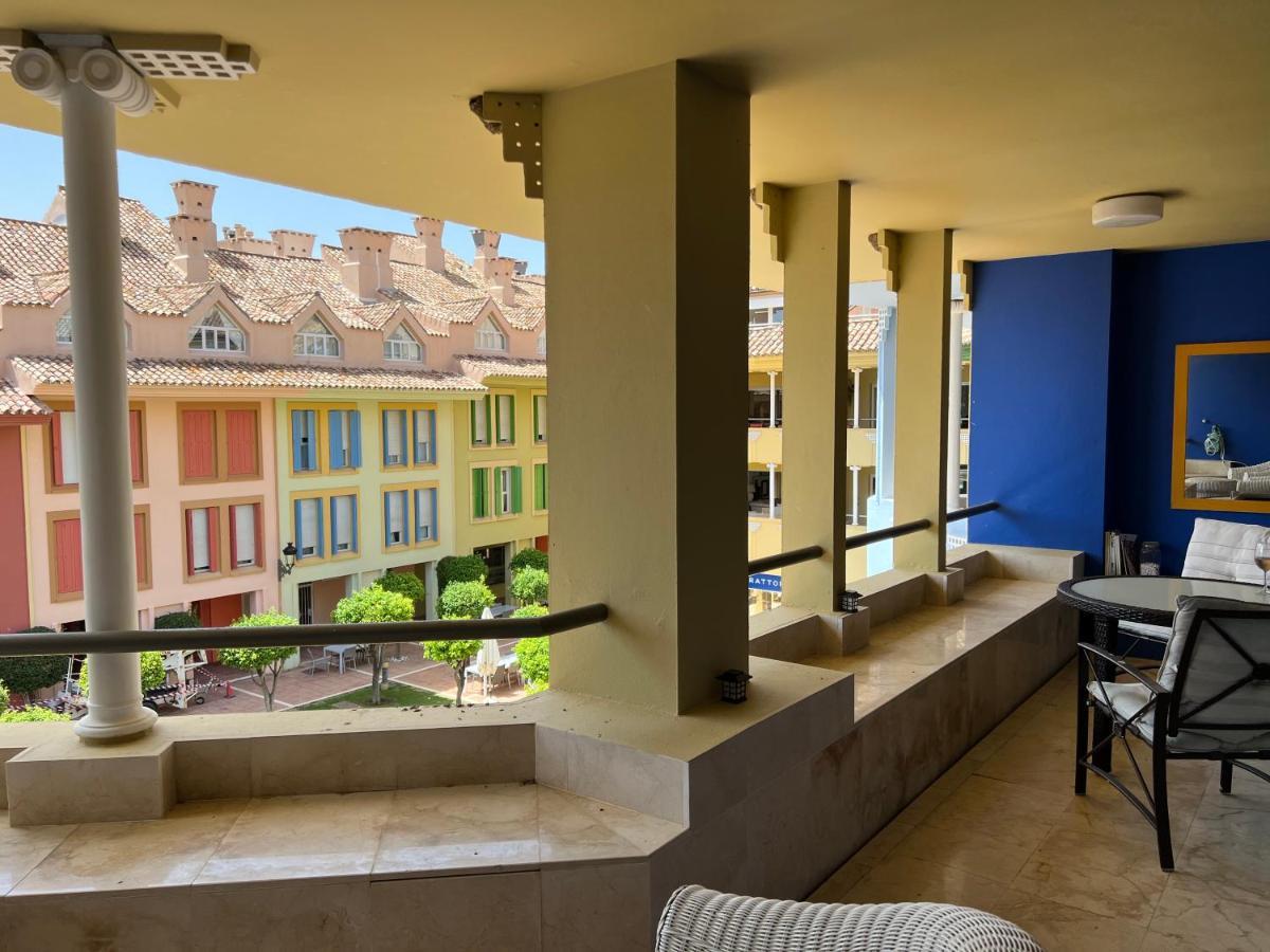 Apartamento Puerto Sotogrande Marina Dış mekan fotoğraf