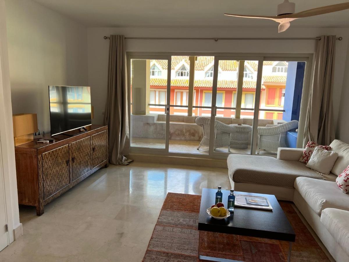 Apartamento Puerto Sotogrande Marina Dış mekan fotoğraf